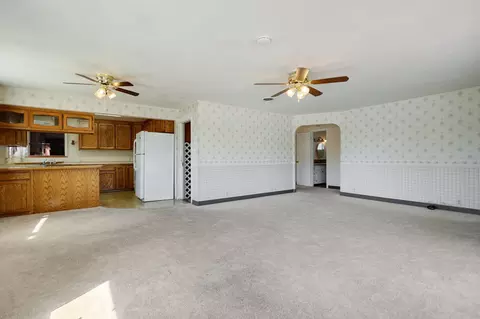 Living - 3364 Silver St, Anderson, CA 96007 photo 4 of 12