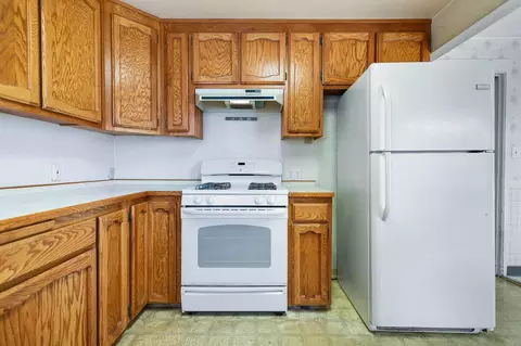 Kitchen - 3364 Silver St, Anderson, CA 96007 photo 1 of 3