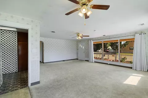 Living - 3364 Silver St, Anderson, CA 96007 photo 6 of 12