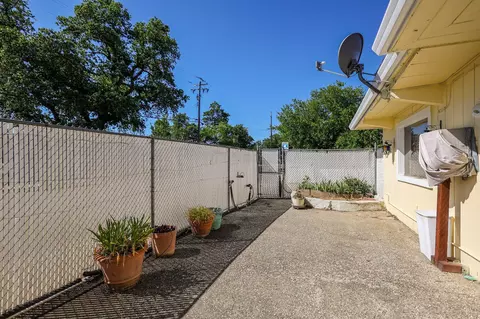 Exterior - 3364 Silver St, Anderson, CA 96007 photo 7 of 11