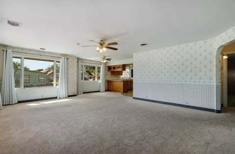 Living - 3364 Silver St, Anderson, CA 96007 photo 3 of 12