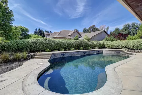 487 Woodacre Dr, Redding, CA 96002 photo 37