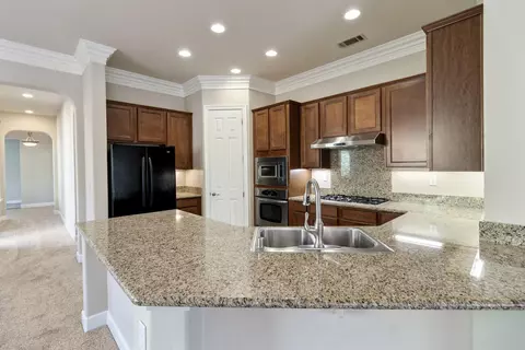 487 Woodacre Dr, Redding, CA 96002 photo 13