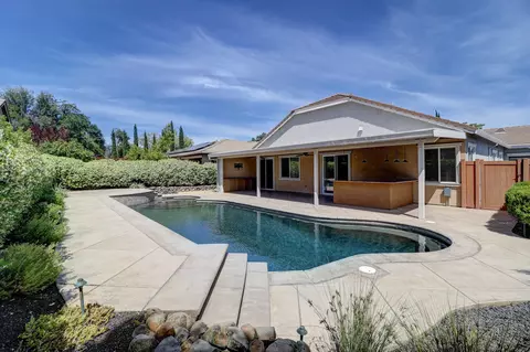 487 Woodacre Dr, Redding, CA 96002 photo 38