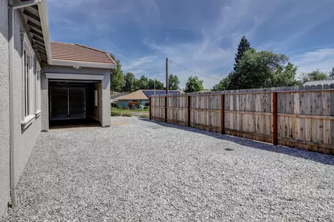 487 Woodacre Dr, Redding, CA 96002 photo 33