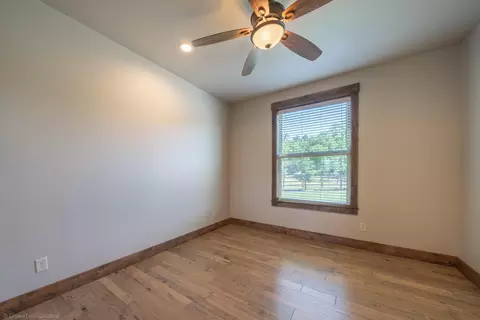 Bedroom - 20387 Blue Mtn, Redding, CA 96003 photo 6 of 9