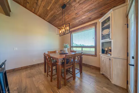 Dining - 20387 Blue Mtn, Redding, CA 96003 photo 2 of 3