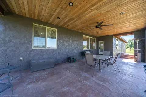 Exterior - 20387 Blue Mtn, Redding, CA 96003 photo 13 of 39