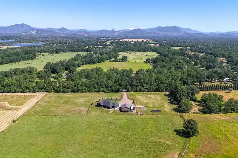 View/Area - 20387 Blue Mtn, Redding, CA 96003 photo 7 of 13