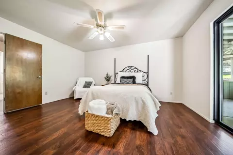 Bedroom - 8264 Equestrian Dr, Redding, CA 96001 photo 2 of 5