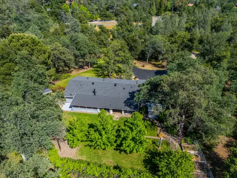 View/Area - 8264 Equestrian Dr, Redding, CA 96001 photo 1 of 3