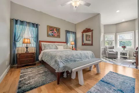 Bedroom - 22922 Kentucky Ln, Bella Vista, CA 96008 photo 1 of 4