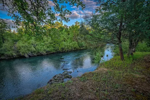 View/Area - 22922 Kentucky Ln, Bella Vista, CA 96008 photo 4 of 15