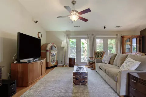 Living - 975 Partridge Dr, Redding, CA 96003 photo 1 of 2