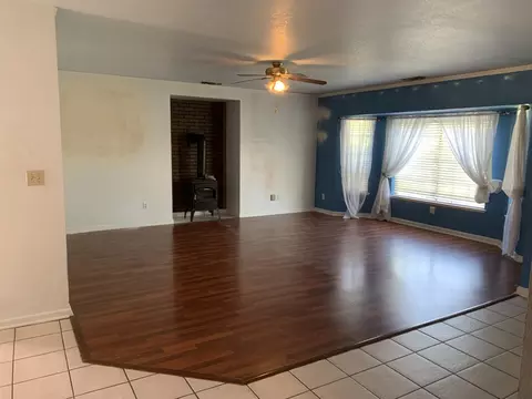 3250 Driftstone Dr, Anderson, CA 96007 photo 4