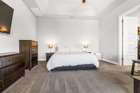 Bedroom - 951 Katmai Pl, Redding, CA 96001 photo 3 of 5