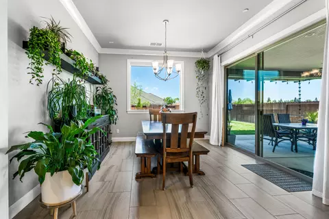 Dining - 951 Katmai Pl, Redding, CA 96001 photo 1 of 3