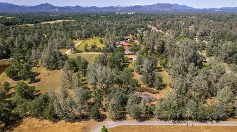 View/Area - 11518 E Stillwater Way, Redding, CA 96003 photo 7 of 9