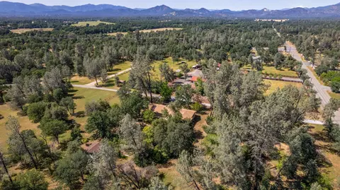 View/Area - 11518 E Stillwater Way, Redding, CA 96003 photo 9 of 9
