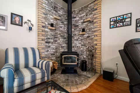Living - 1911 Mary Lake Dr, Redding, CA 96001 photo 1 of 2