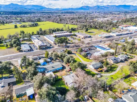 View/Area - 3311 Bechelli Ln, Redding, CA 96002 photo 8 of 8