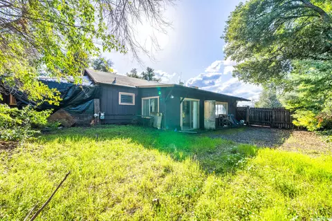 Exterior - 3311 Bechelli Ln, Redding, CA 96002 photo 11 of 16