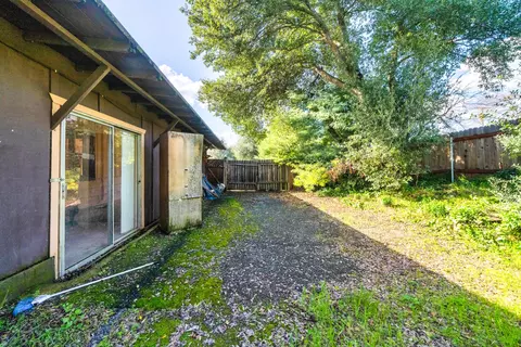 Exterior - 3311 Bechelli Ln, Redding, CA 96002 photo 10 of 16