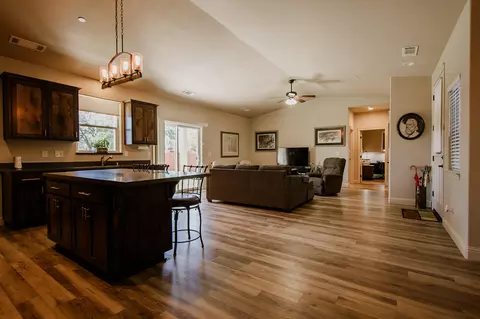 Entry Way - 12866 Gardenia Ave, Red Bluff, CA 96080 photo 1 of 2