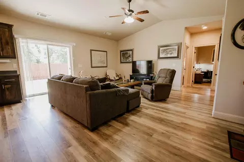 Other - 12866 Gardenia Ave, Red Bluff, CA 96080 photo 3 of 16