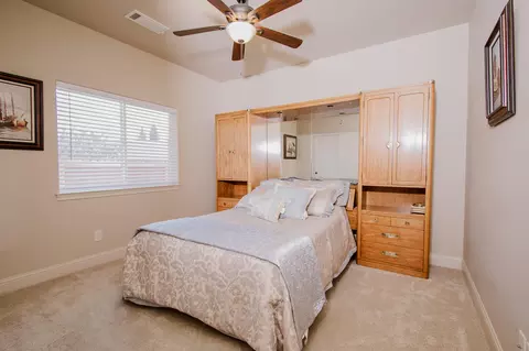 Bedroom - 12866 Gardenia Ave, Red Bluff, CA 96080 photo 3 of 7