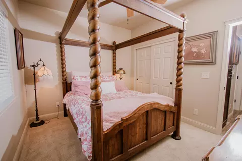 Bedroom - 12866 Gardenia Ave, Red Bluff, CA 96080 photo 5 of 7