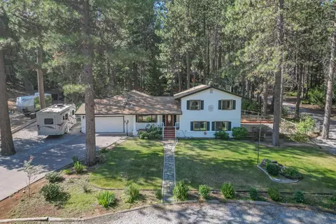 37233 Serpentine Ln, Burney, CA 96013