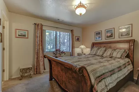 Bedroom - 37233 Serpentine Ln, Burney, CA 96013 photo 2 of 7