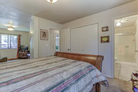 Bedroom - 37233 Serpentine Ln, Burney, CA 96013 photo 4 of 7