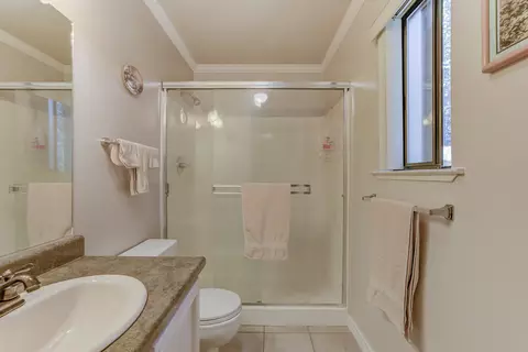 Bath - 37233 Serpentine Ln, Burney, CA 96013 photo 4 of 5