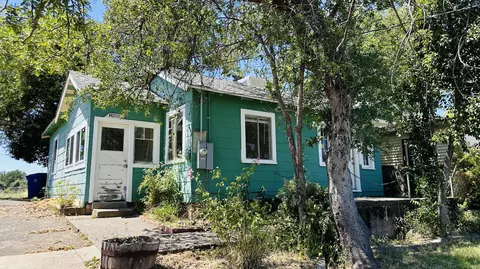 1600 Fig Ave, Redding, CA 96001