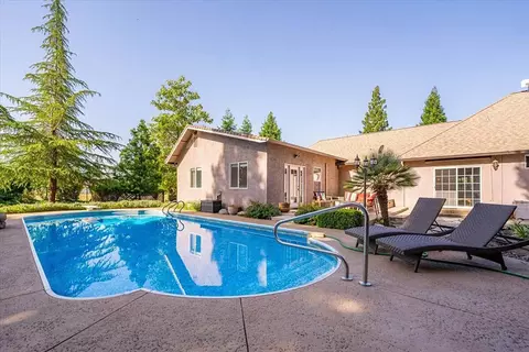 13117 Spring Lake St, Redding, CA 96003 photo 37