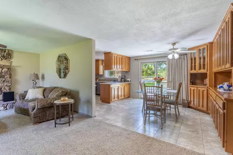 Dining - 21083 Oak Knoll Rd, Redding, CA 96003 photo 1 of 2