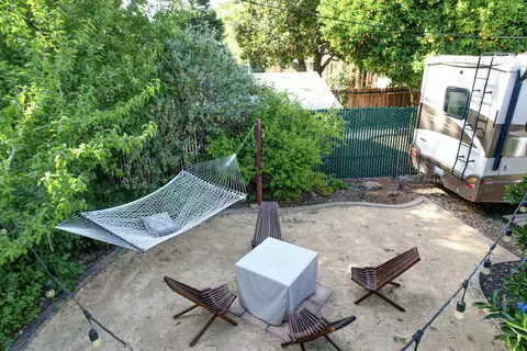 Exterior - 840 Hallmark Dr, Redding, CA 96001 photo 16 of 17