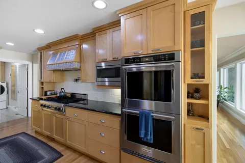 Kitchen - 840 Hallmark Dr, Redding, CA 96001 photo 3 of 4