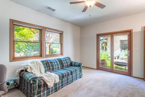 3360 Pioneer Ln, Redding, CA 96001 photo 13