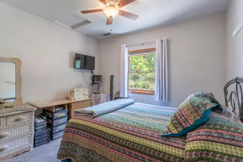 3360 Pioneer Ln, Redding, CA 96001 photo 12