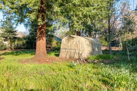 3360 Pioneer Ln, Redding, CA 96001 photo 19