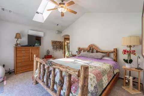 3360 Pioneer Ln, Redding, CA 96001 photo 11