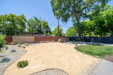 785 Gold St, Redding, CA 96001 photo 27