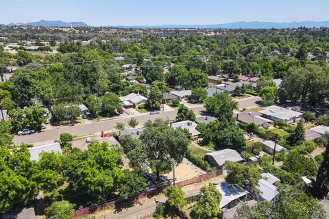 785 Gold St, Redding, CA 96001 photo 52