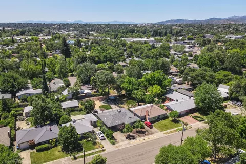 785 Gold St, Redding, CA 96001 photo 49