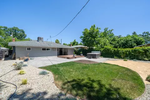 785 Gold St, Redding, CA 96001 photo 29