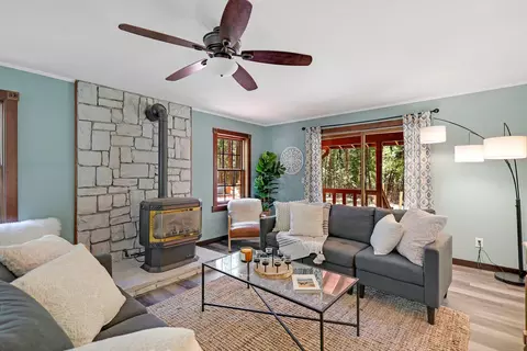 Living - 30411 Whitmore Rd, Whitmore, CA 96096 photo 1 of 8