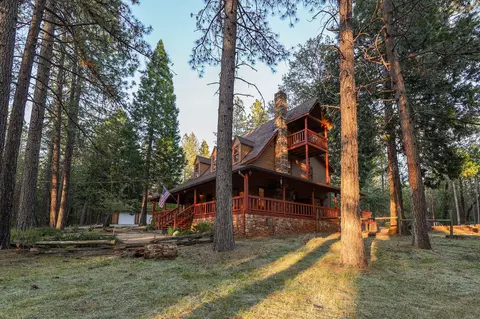 Exterior - 30411 Whitmore Rd, Whitmore, CA 96096 photo 10 of 83